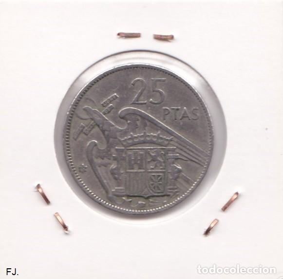 Monedas Franco: Moneda 25 Ptas 1957*65 E Espa&ntilde;ol. Mbc. - Foto 2