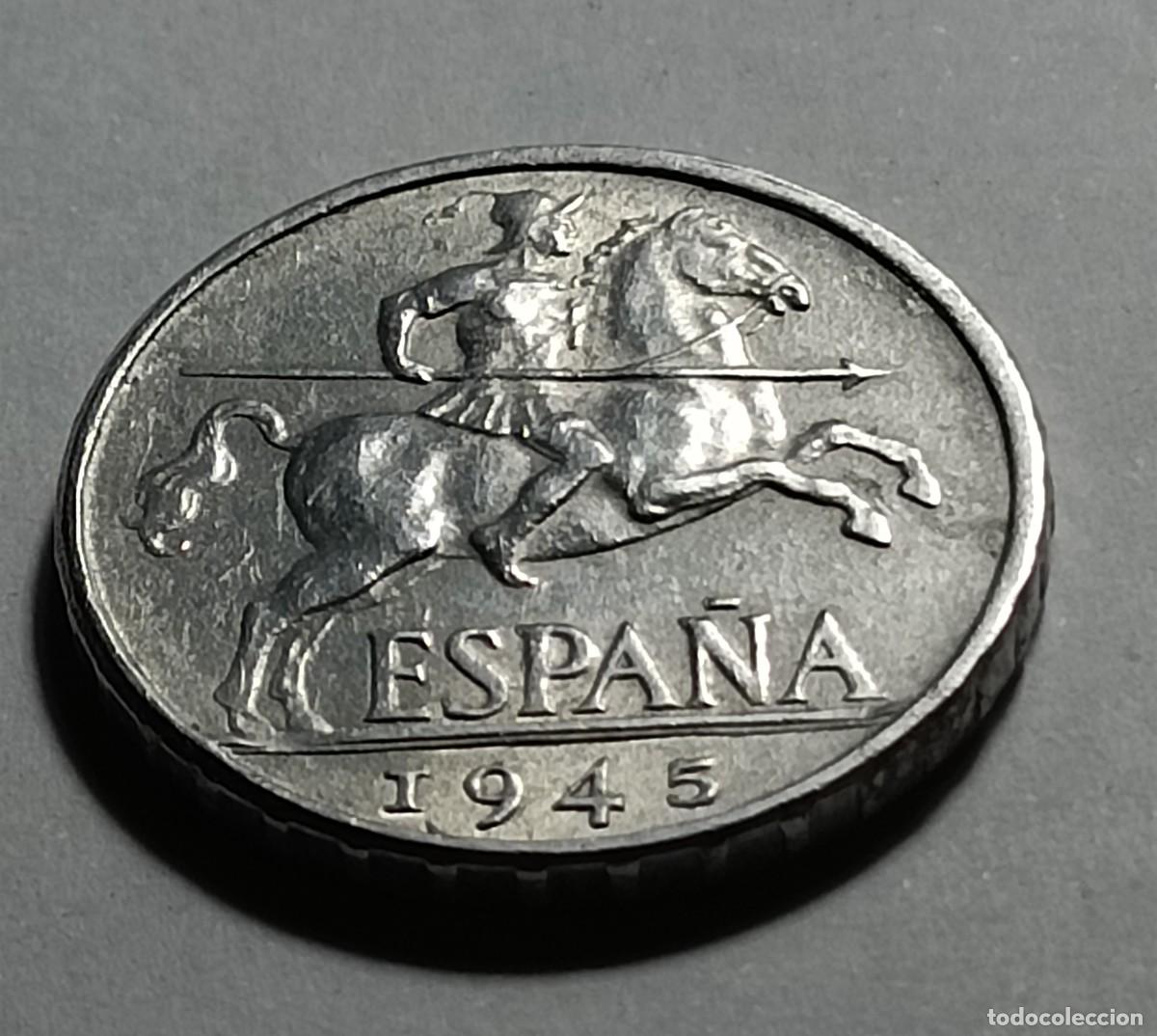 Monedas Franco: Moneda 10 centimos 1945 - Foto 1