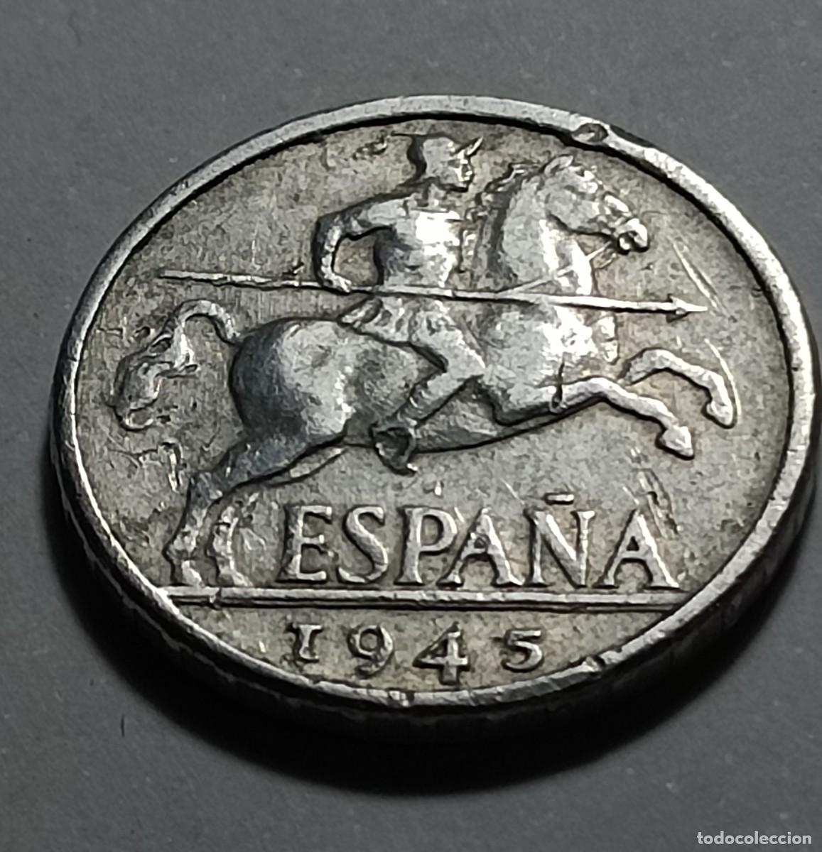 Monedas Franco: Moneda 10 centimos 1945 - Foto 1