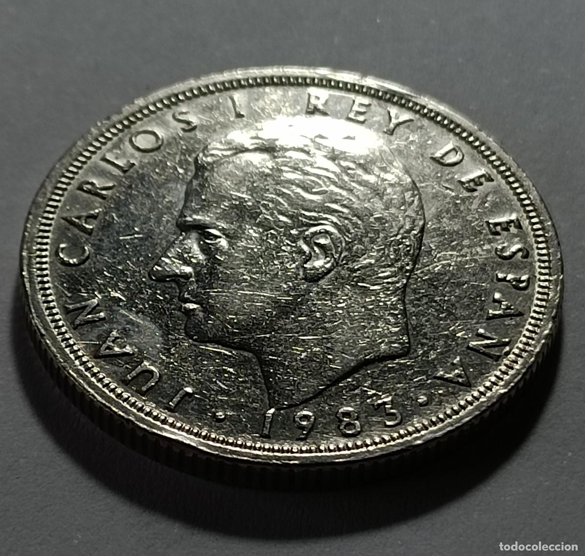 Monedas Franco: Moneda 50 pesetas 1983 - Foto 2