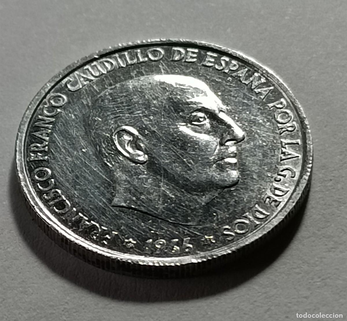 Monedas Franco: Moneda 50 centimos 1966 estrella 73 - Foto 1