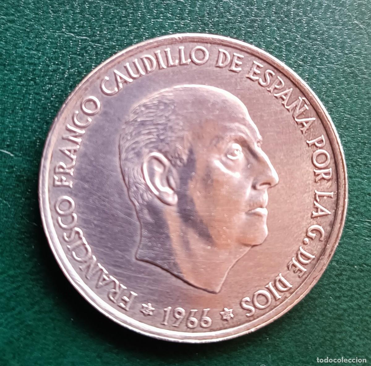 Monedas Franco: Moneda de plata 100 pesetas - 1966 - Foto 2