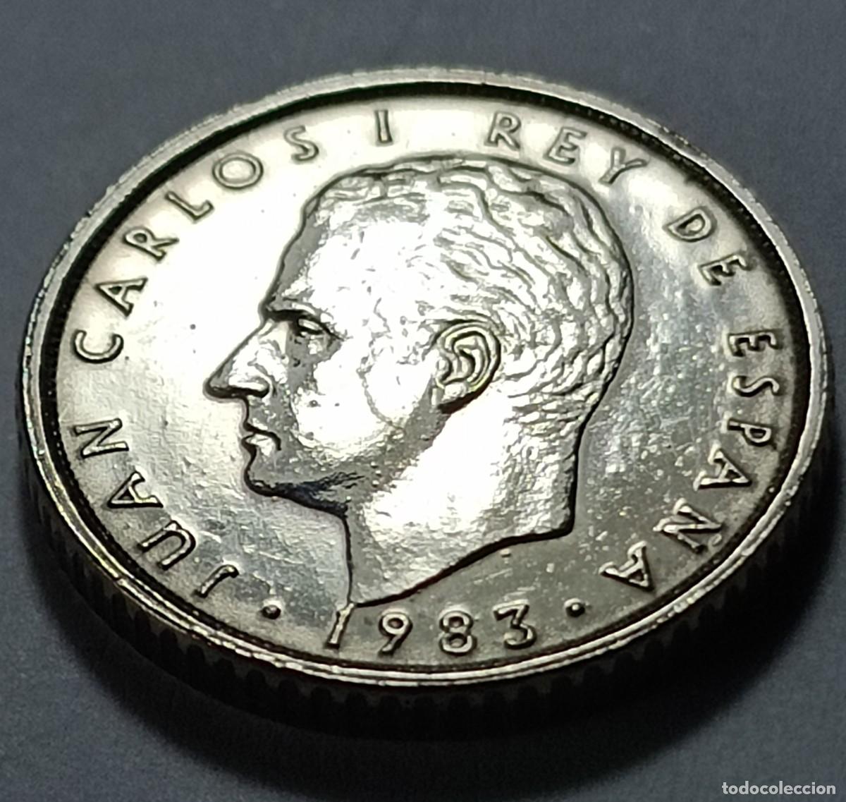 Monedas Franco: Moneda 10 pesetas 1983 - Foto 2