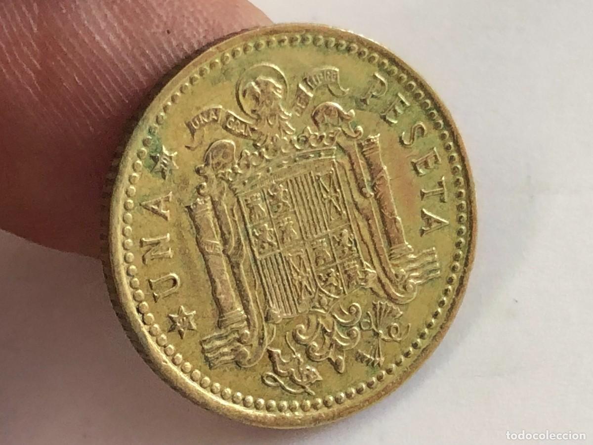 Monedas Franco: 1 PTA 1966 *71 GENERAL FRANCO &rdquo;&rdquo; - Foto 2