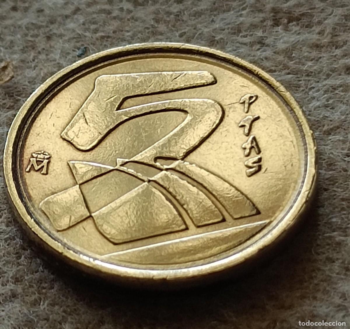 Monedas Franco: Moneda 5 pesetas 1998 - Foto 2