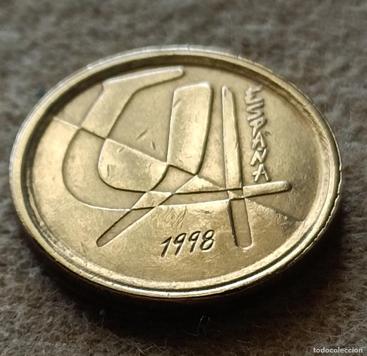 Monedas Franco: Moneda 5 pesetas 1998 - Foto 1