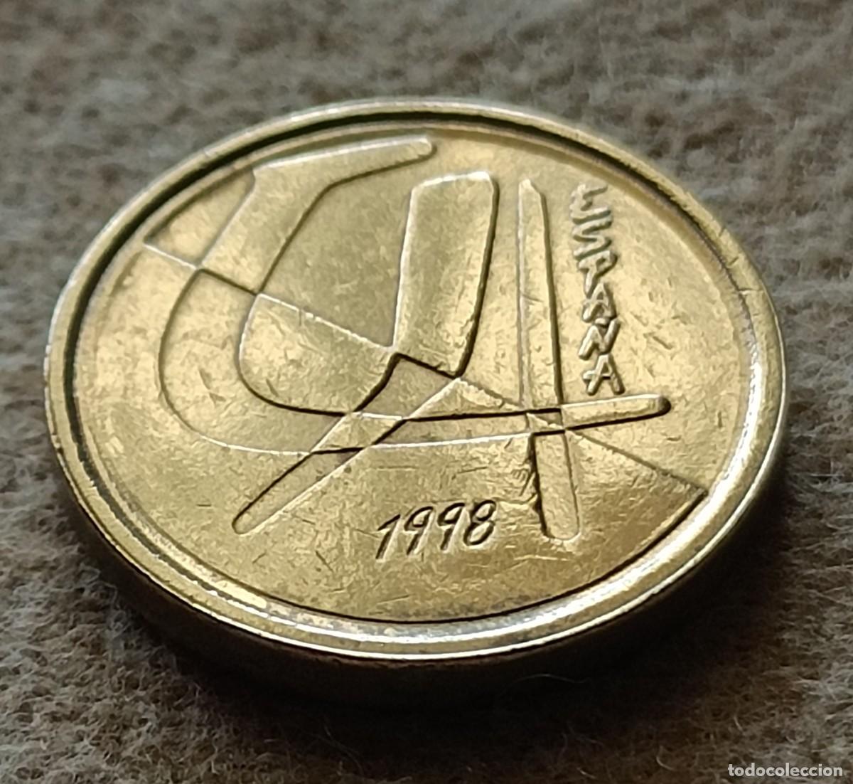 Monedas Franco: Moneda 5 pesetas 1998 - Foto 1