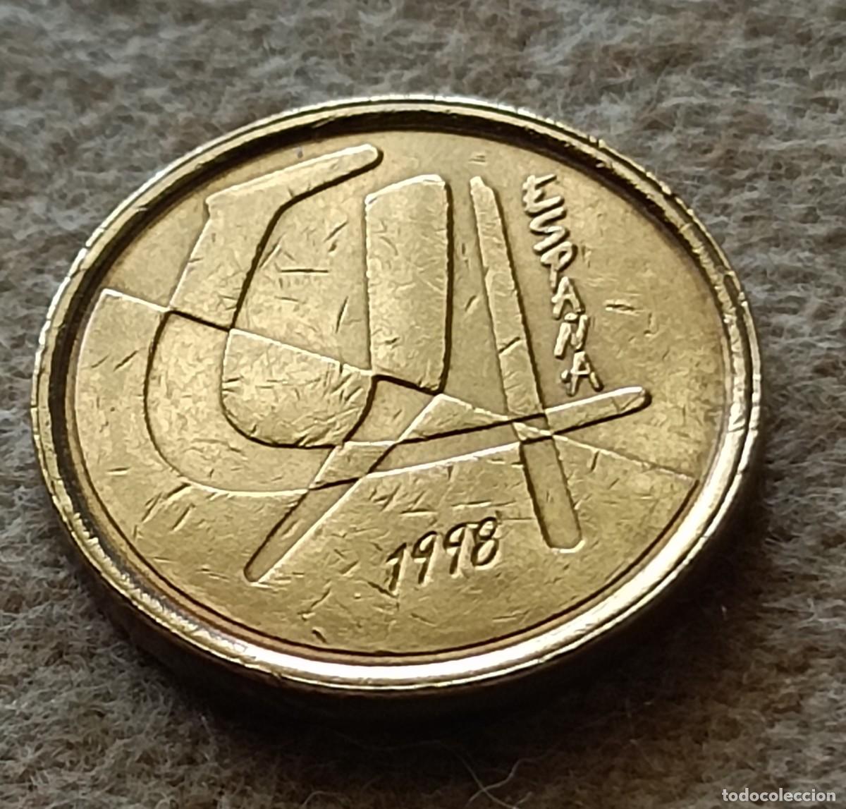 Monedas Franco: Moneda 5 pesetas 1998 - Foto 1