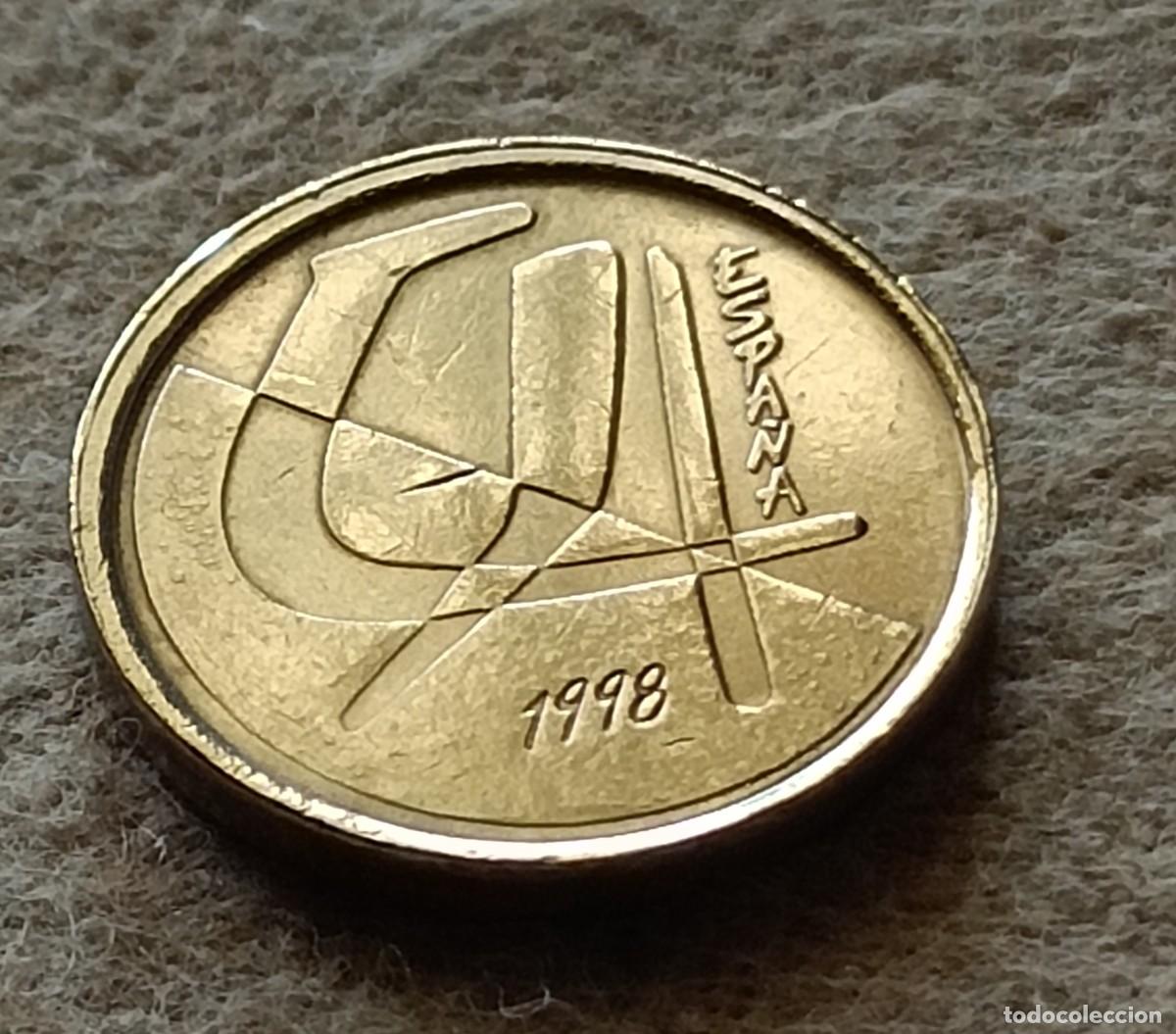 Monedas Franco: Moneda 5 pesetas 1998 - Foto 1