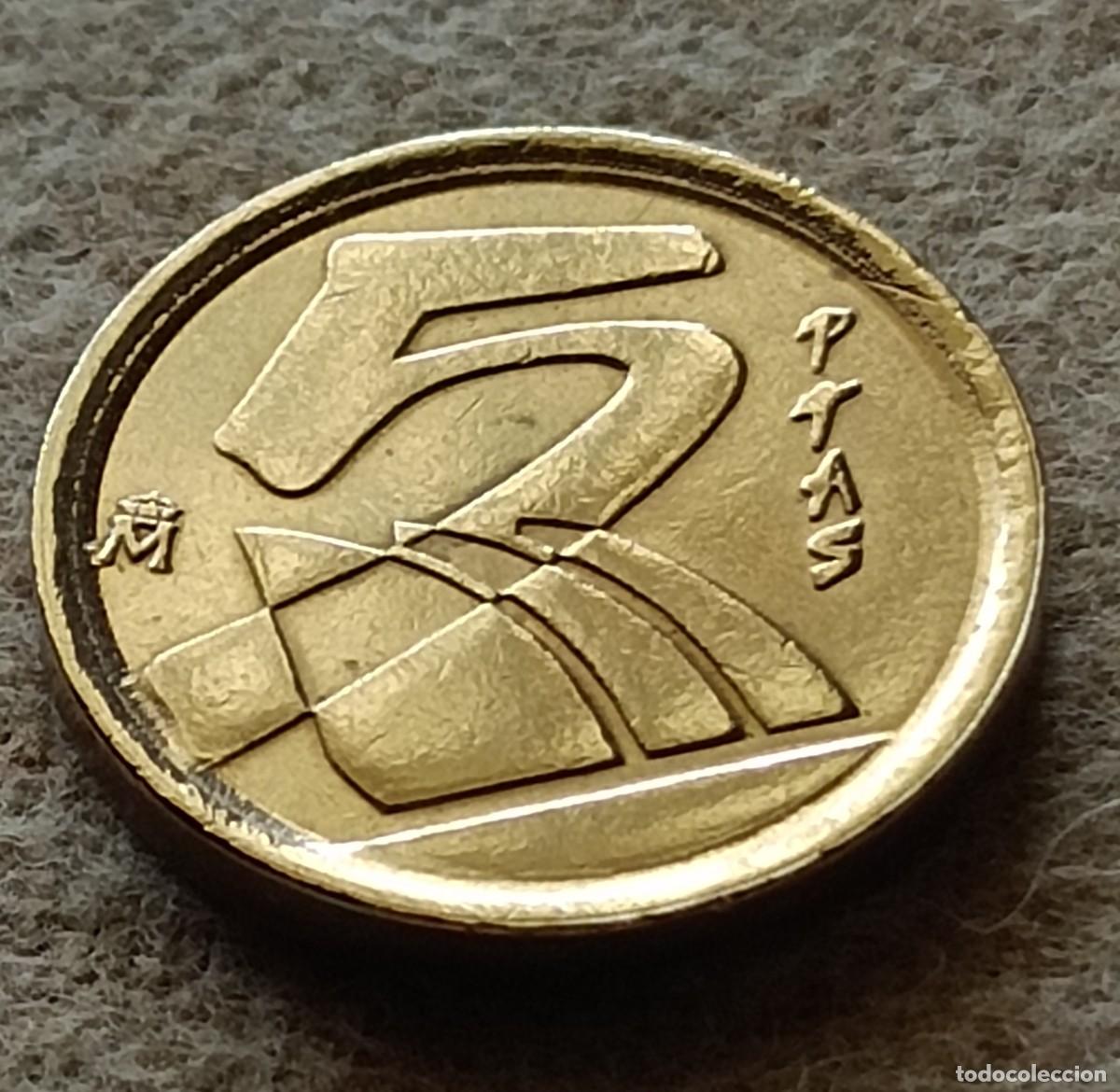 Monedas Franco: Moneda 5 pesetas 1998 - Foto 1