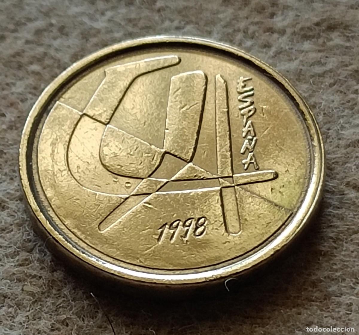 Monedas Franco: Moneda 5 pesetas 1998 - Foto 1