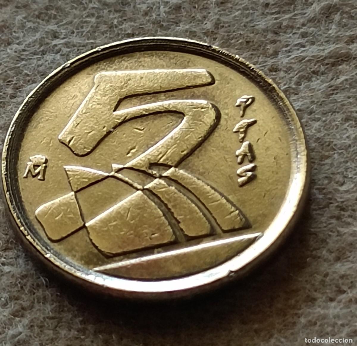 Monedas Franco: Moneda 5 pesetas 1992 - Foto 2
