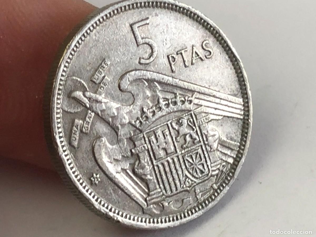 Monedas Franco: 5 PTA 1957 *73 FRANCO &rdquo;&rdquo; - Foto 2