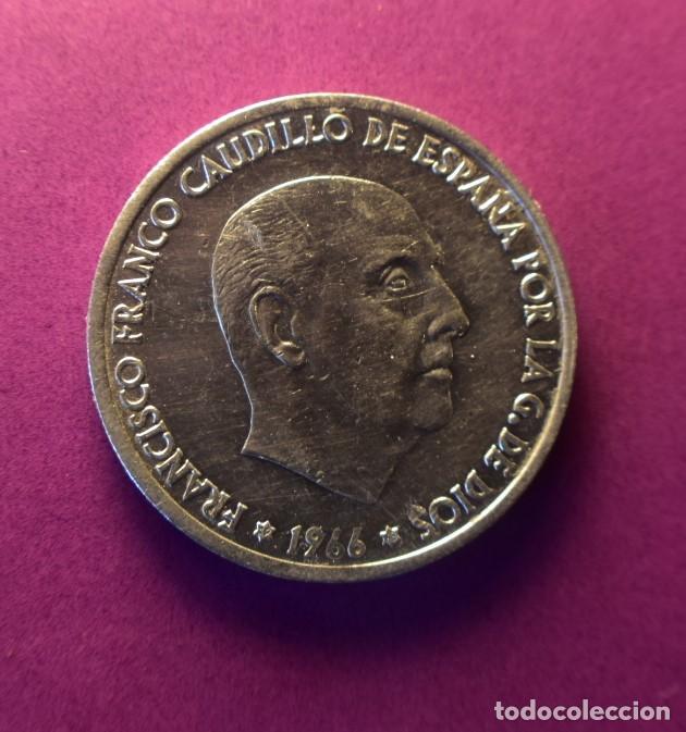 Monedas Franco: Moneda 50 centimos 1966 estrella 68 - Foto 2