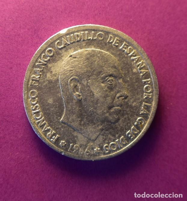Monedas Franco: Moneda 50 centimos 1966 estrella 71 - Foto 2