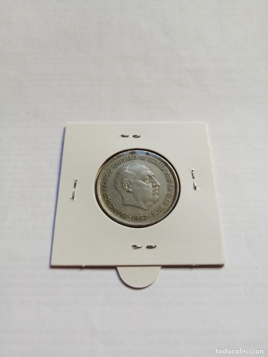 Monedas Franco: 25 pesetas 1957 * 70 - Foto 2