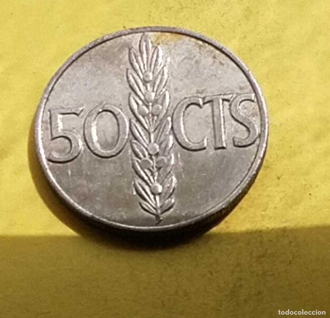Monedas Franco: moneda 50 c&eacute;ntimos 1966 - Foto 2