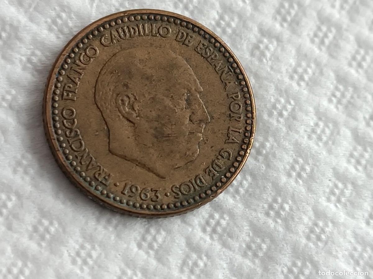 Monedas Franco: Peseta 1963, estrella 66 - Foto 1