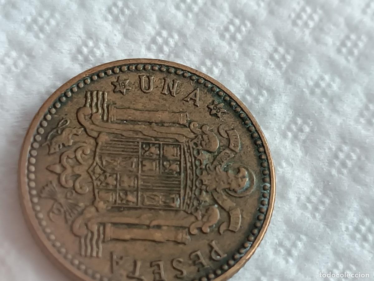 Monedas Franco: Peseta 1963, estrella 66 - Foto 2