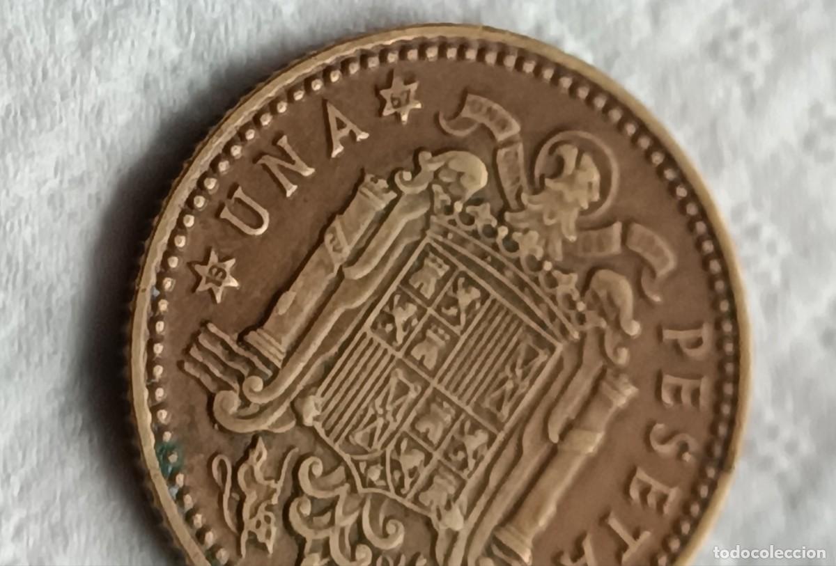 Monedas Franco: Peseta 1966 estrella 67 - Foto 1
