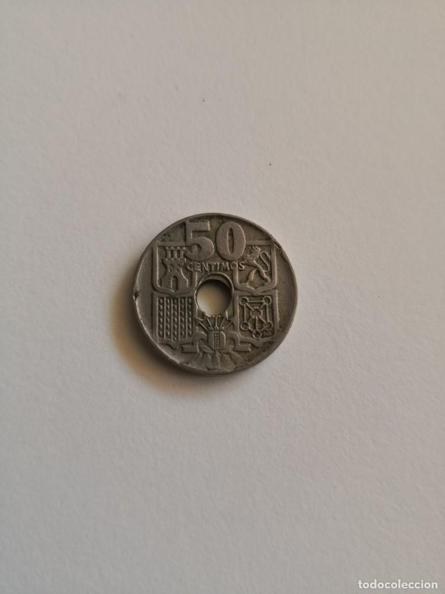 Monedas Franco: Error MONEDA 50 CENTIMOS 1949 ERROR TALADRO DESPLAZADO - Foto 1