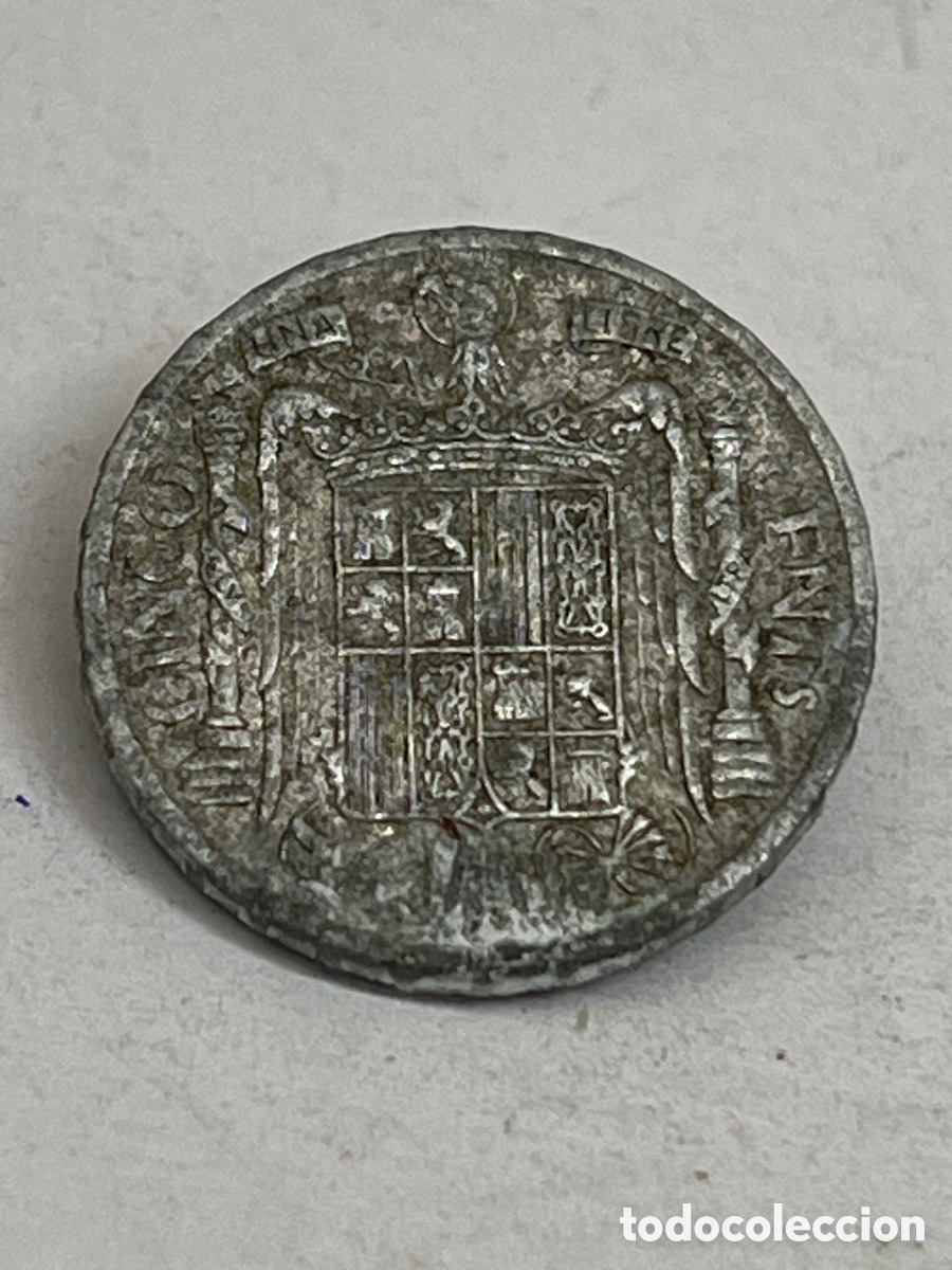Monedas Franco: Moneda 5 c&eacute;ntimos 1945 L52 - Foto 2