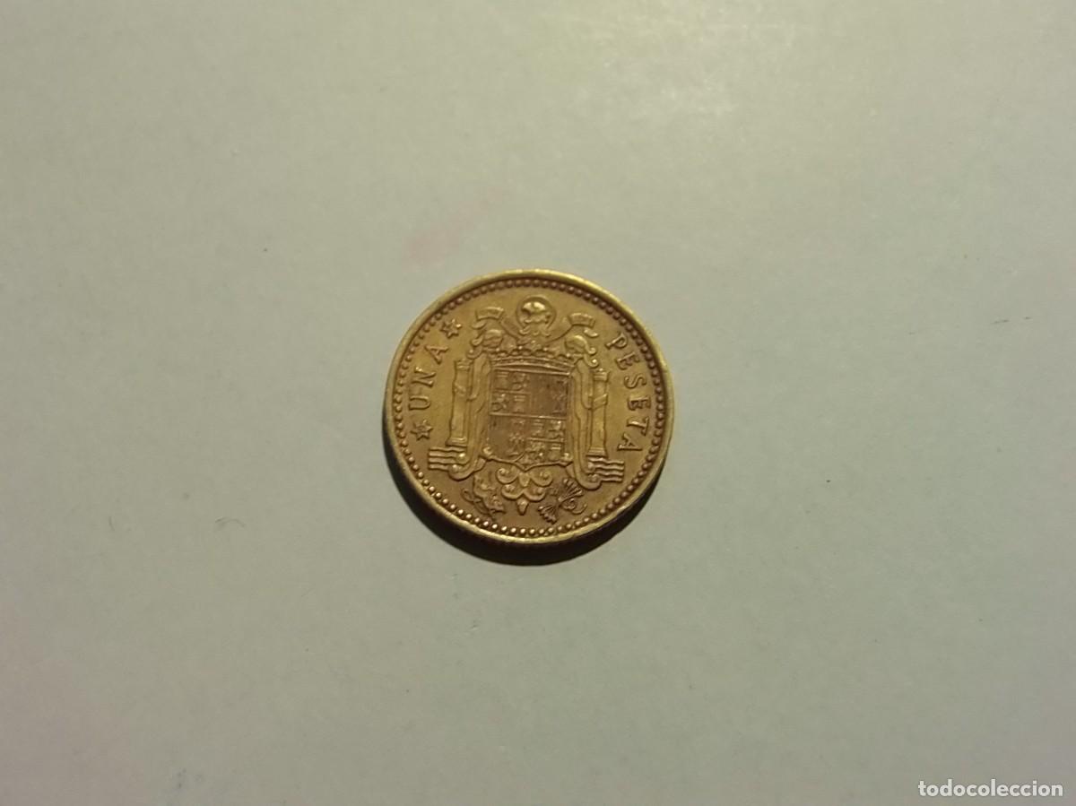 Monedas Franco: ESPA&Ntilde;A 1 PESETA 1966 *72. - Foto 2