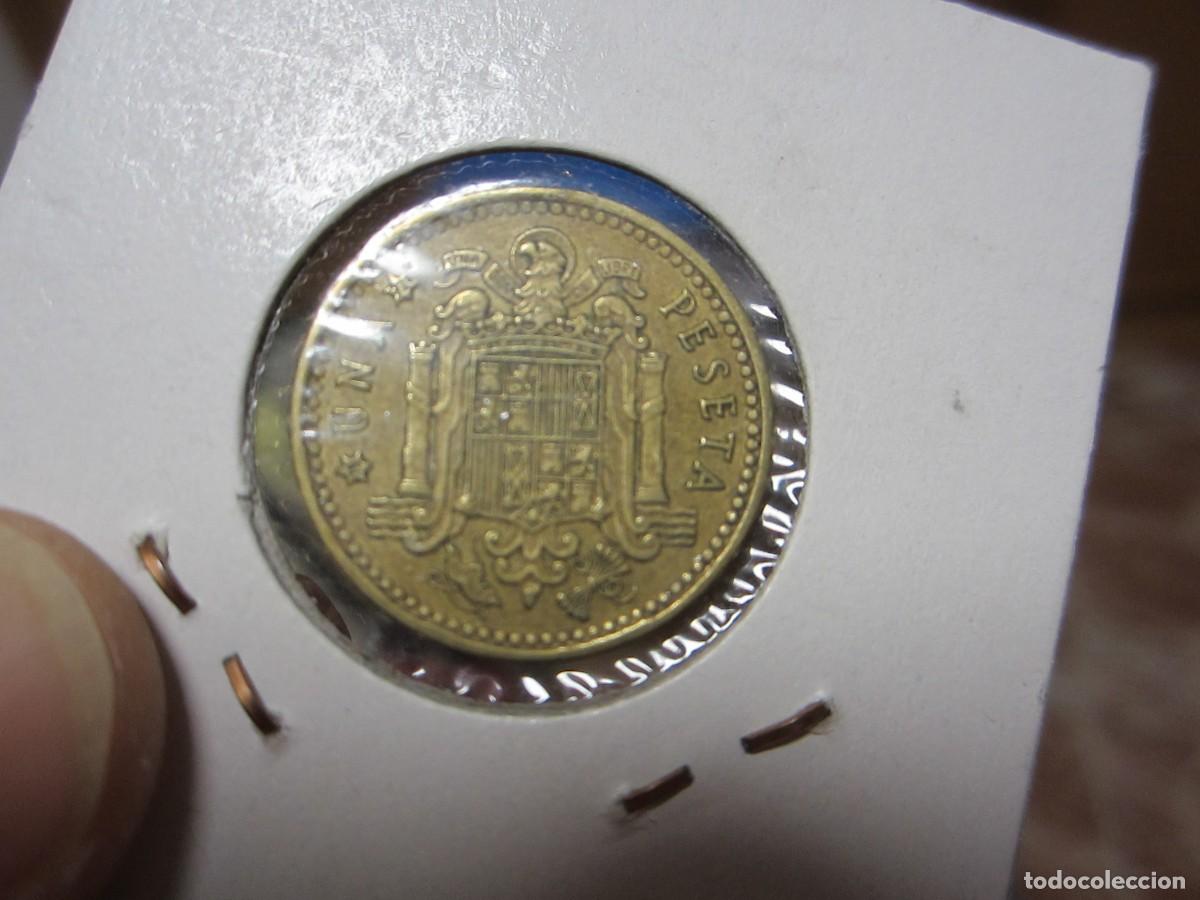 Monedas Franco: MONEDA DE 1 PESETA DE 1966*19-73 - Foto 2