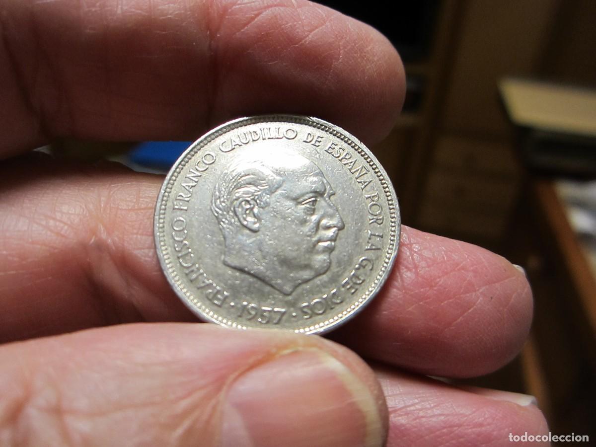 Monedas Franco: MONEDA DE 25 PESETAS DE 1957*72 - Foto 1