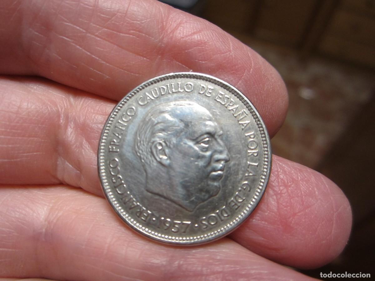 Monedas Franco: MONEDA DE 25 PESETAS DE 1957*75 - Foto 1