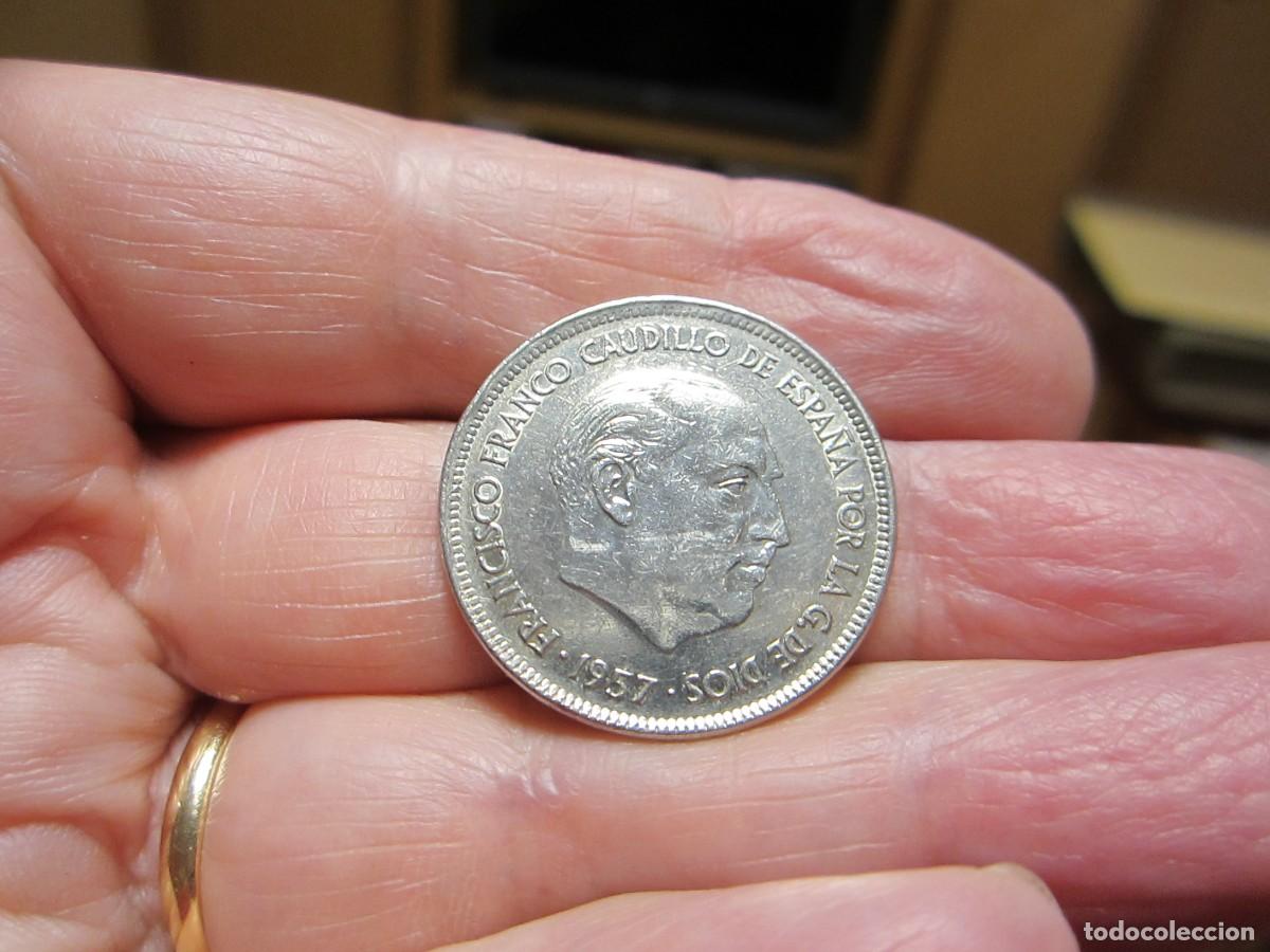 Monedas Franco: MONEDA DE 25 PESETAS DE 1957*75 - Foto 1