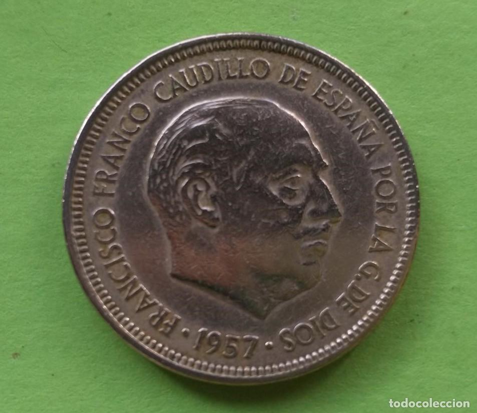 Monedas Franco: MONEDA 5 PESETAS 1957 - Foto 2