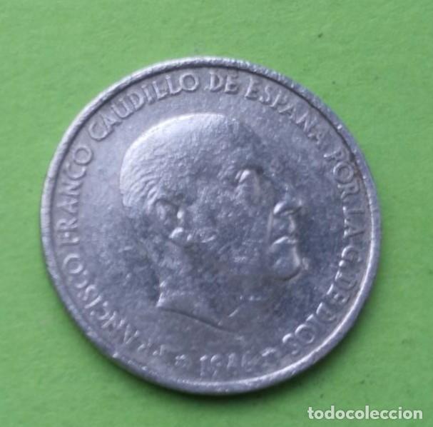 Monedas Franco: moneda 50 c&eacute;ntimos 1966 - Foto 3