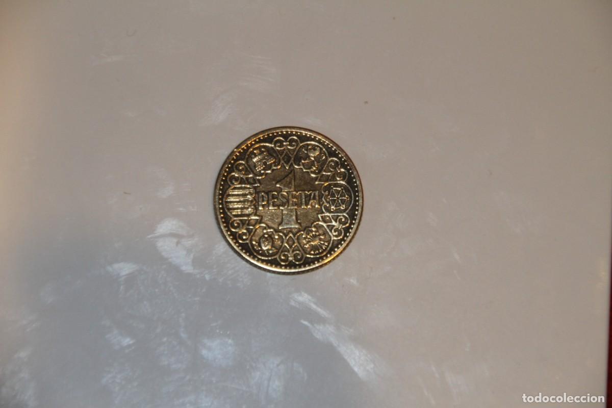 Monedas Franco: Monedas espa&ntilde;olas Franco 1944 - Foto 4