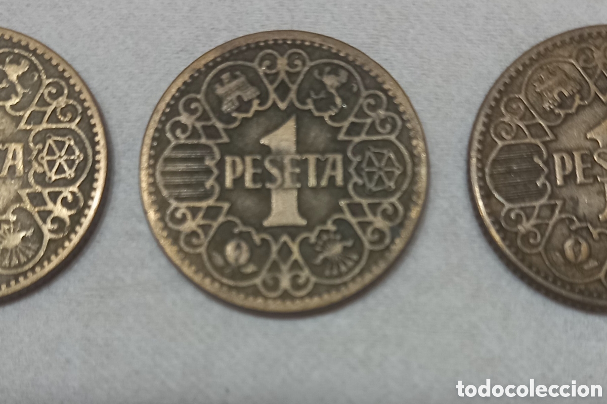 Monedas Franco: 3 monedas de 1 peseta de 1944 - Foto 3