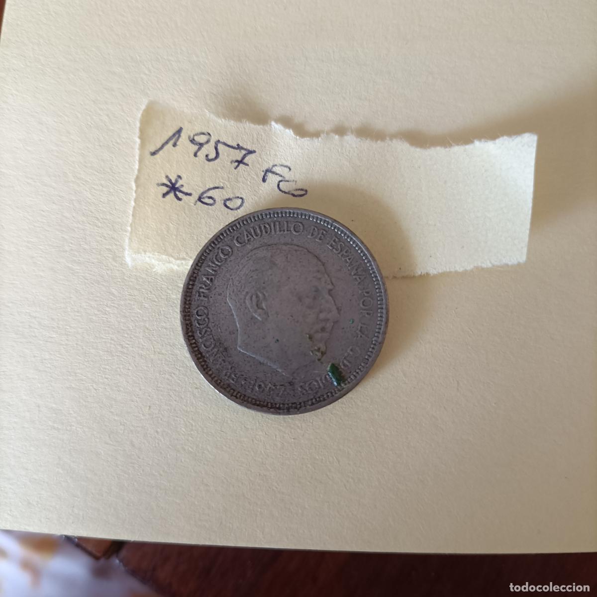 Monedas Franco: moneda de 5 ptas circulada - Foto 2