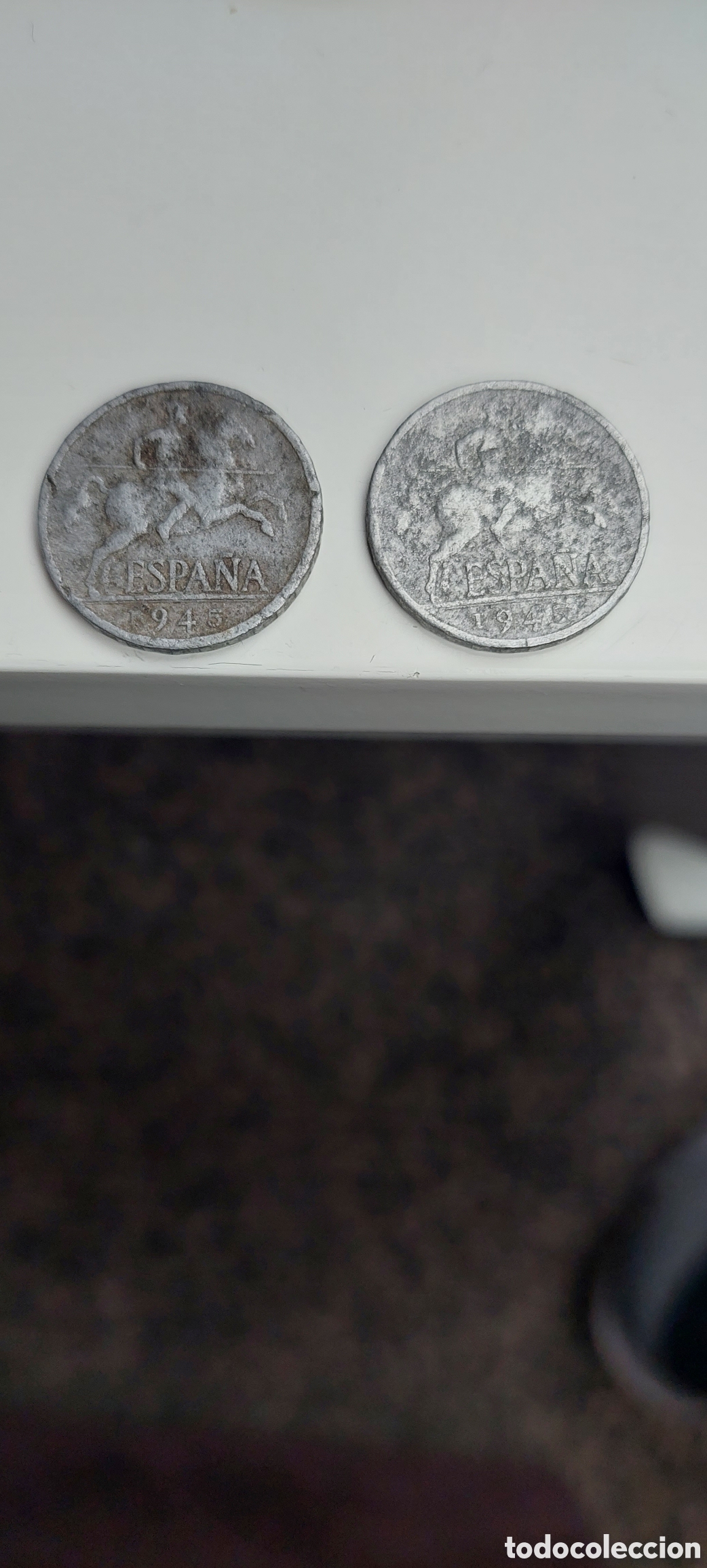 Monedas Franco: 5 centimos de 1945 son 2. - Foto 1