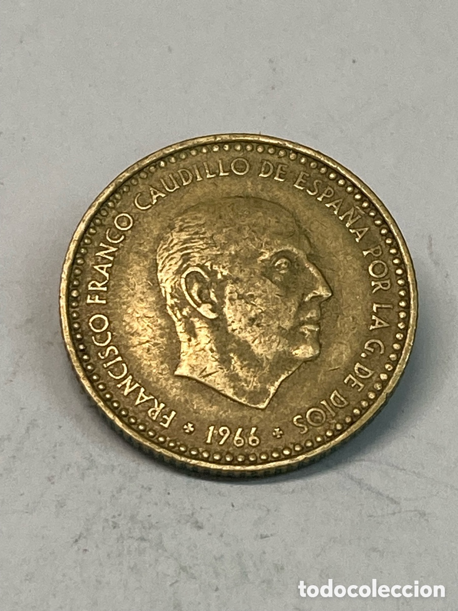 Monedas Franco: Moneda de una peseta 1966 V39 - Foto 1