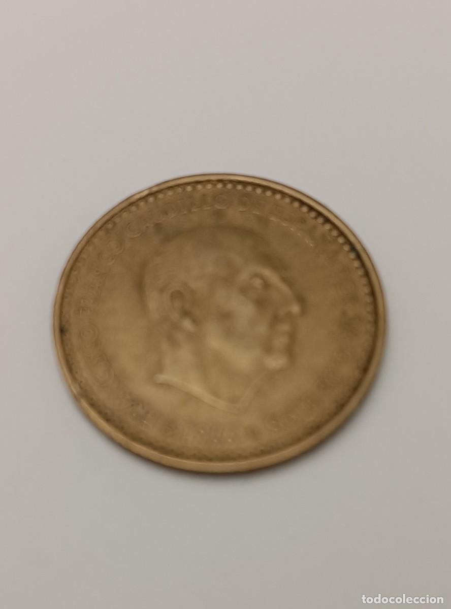 Monedas Franco: Moneda de 1 peseta (1966) - Foto 2