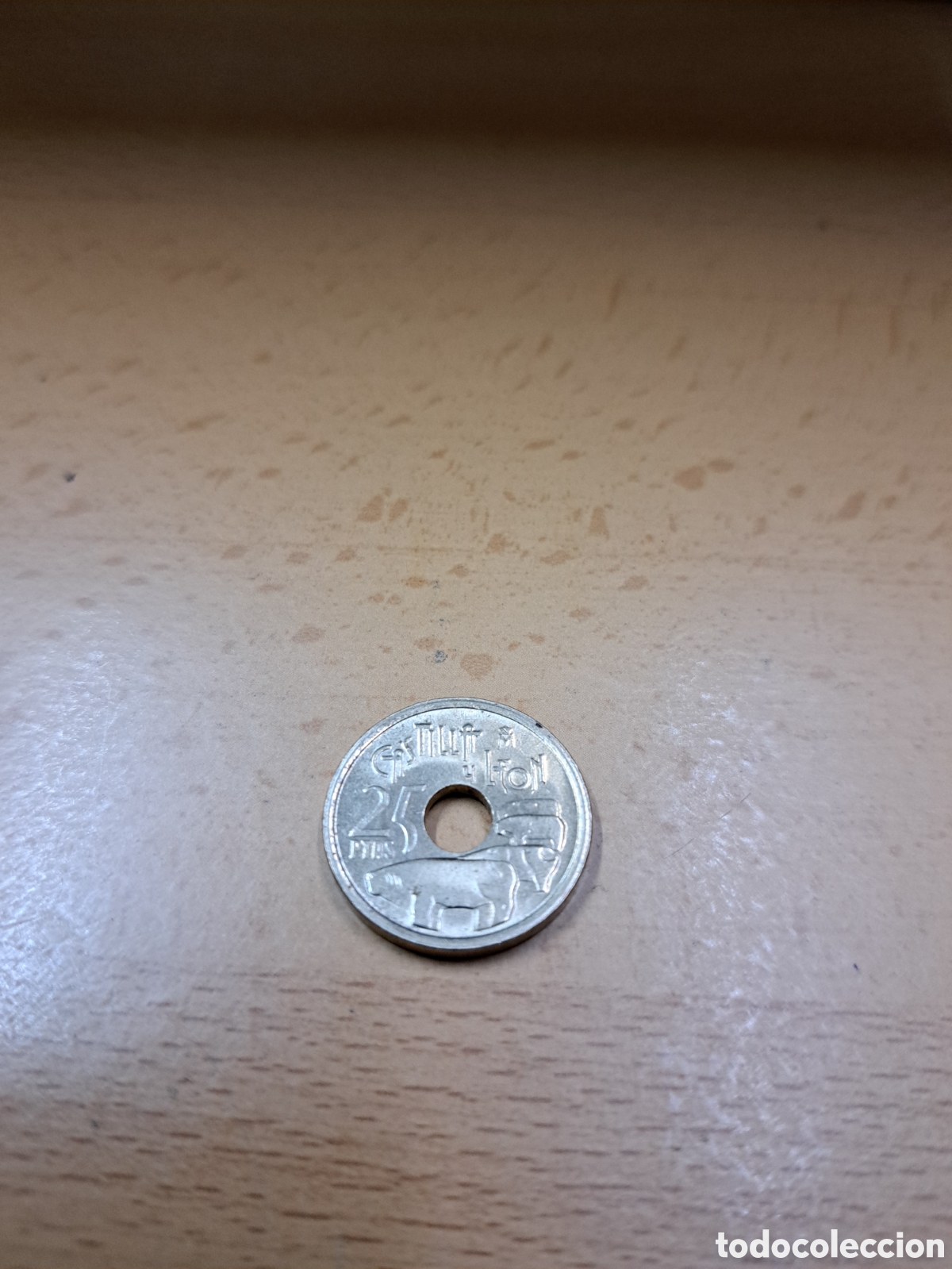 Monedas Franco: Moneda 25 pesetas Castilla Le&oacute;n 1995 - Foto 2