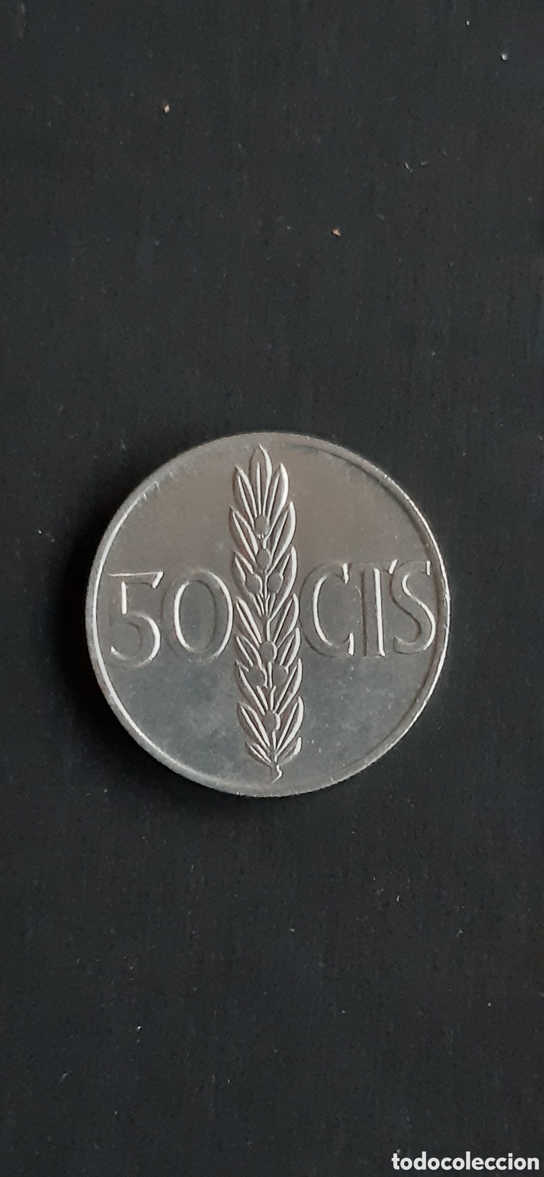 Monedas Franco: 50 c&eacute;ntimos 1966 *67 - Foto 2