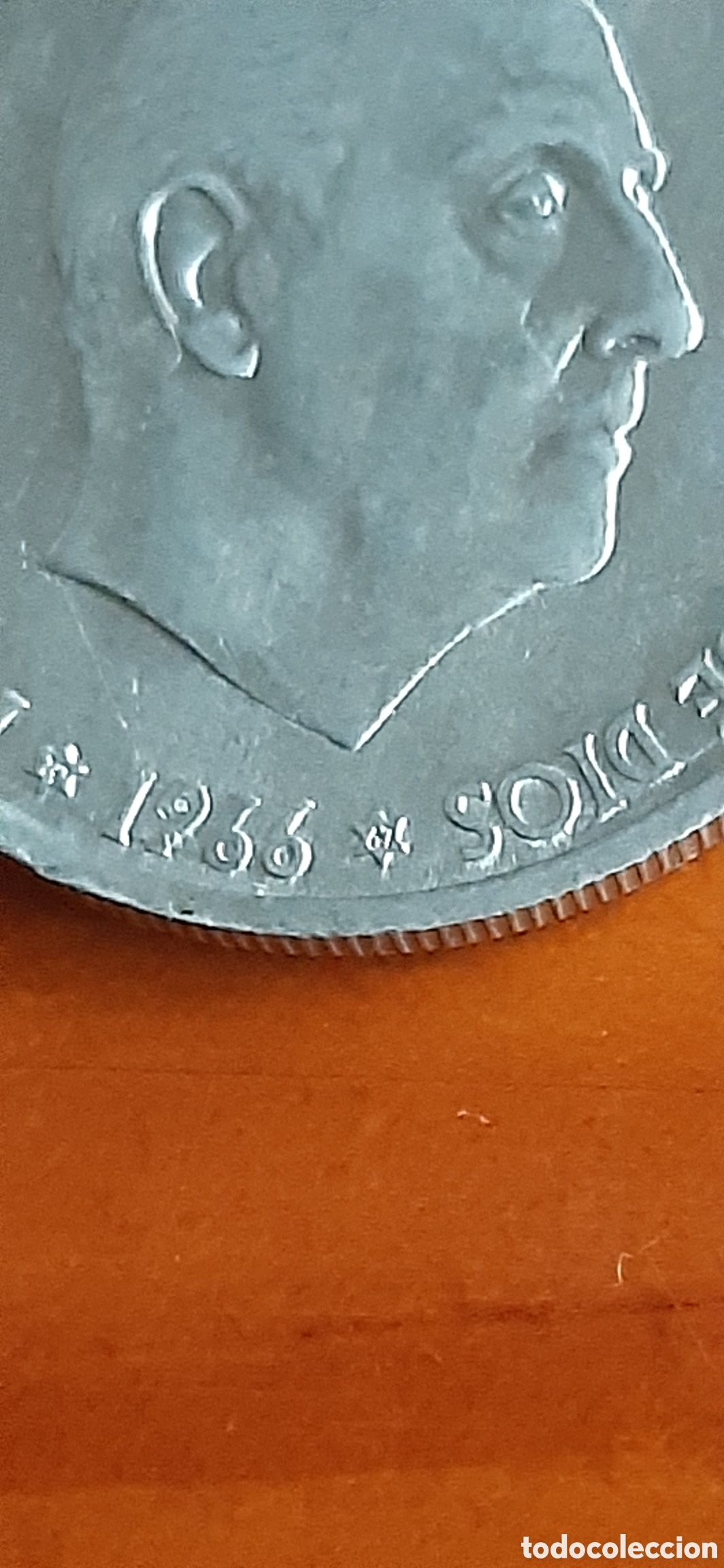Monedas Franco: 50 c&eacute;ntimos 1966 *67 - Foto 3