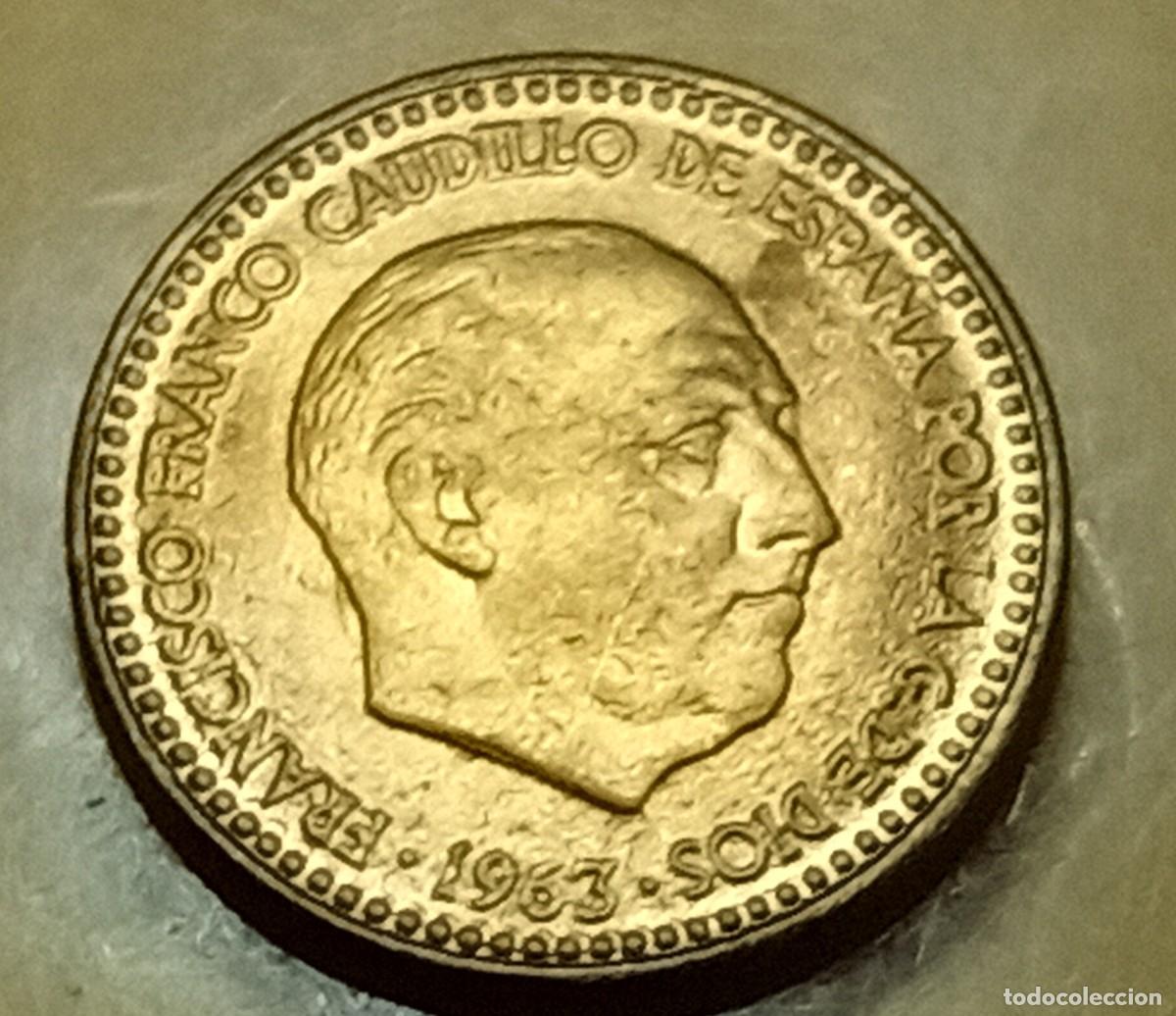 Monedas Franco: 1 PESETA 1963 / 66. SC. ERROR. - Foto 3