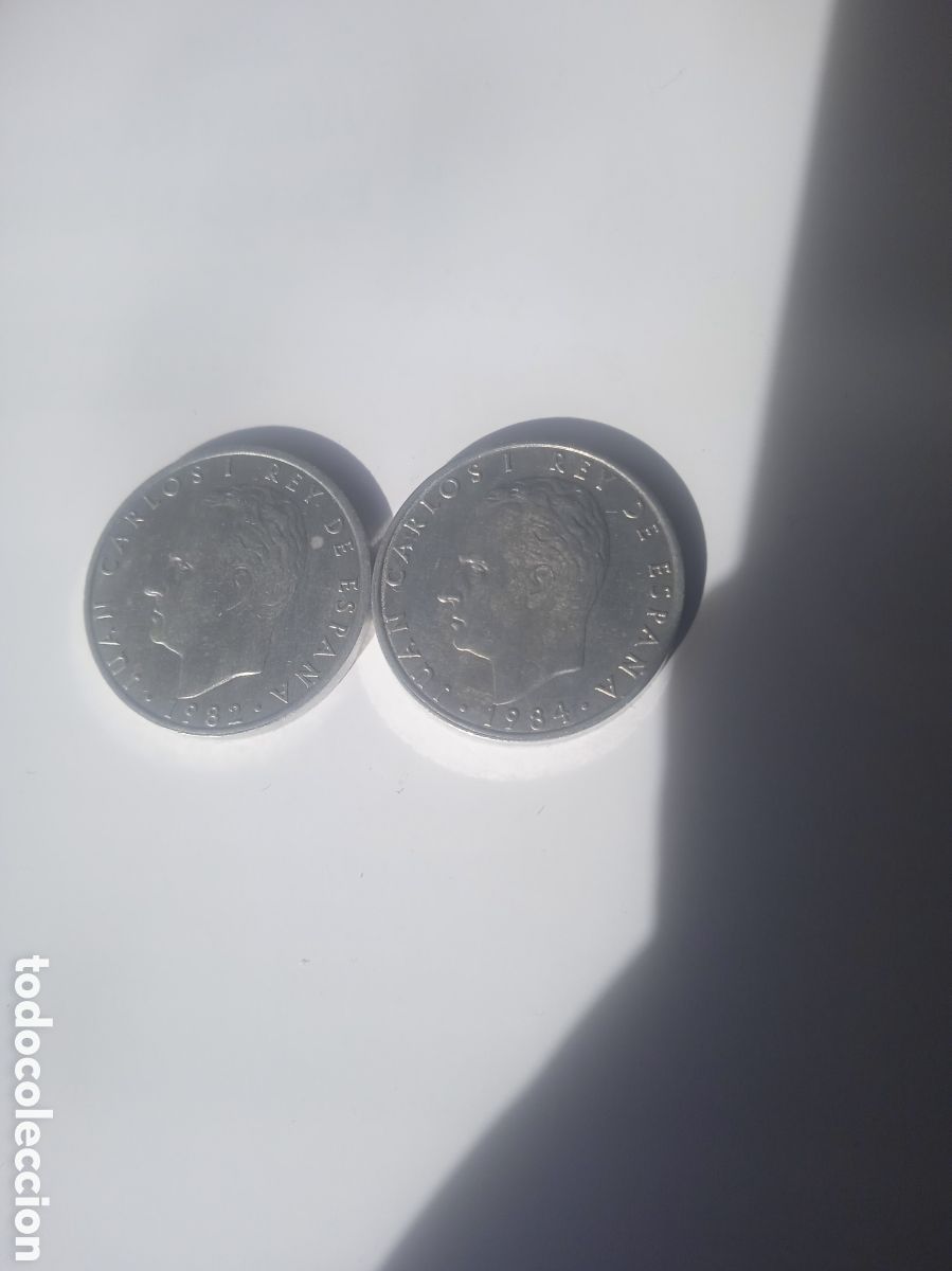 Monedas Franco: 2 MONEDAS DE 2 PESETAS DE 1982 Y 84 - Foto 2