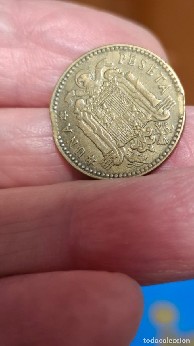 Monedas Franco: MONEDA DE 1 PESETA DE 1953 (CON ERROR) - Foto 2