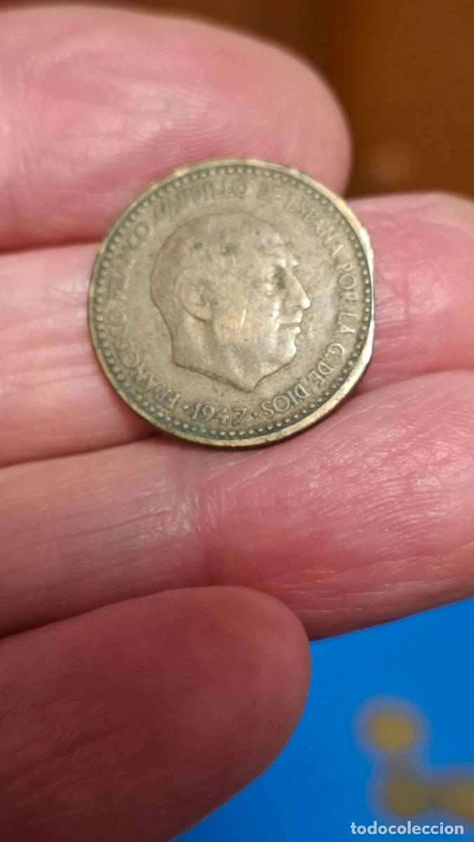 Monedas Franco: MONEDA DE 1 PESETA DE 1947 (CON ERROR) - Foto 1