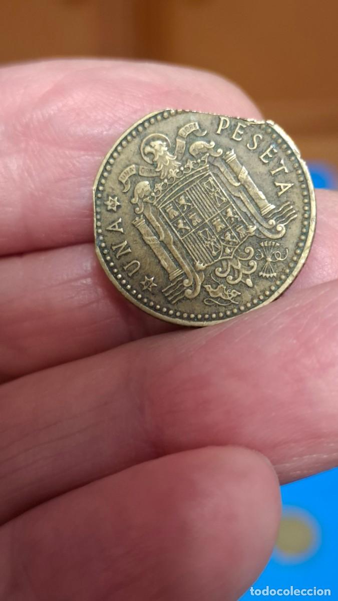 Monedas Franco: MONEDA DE 1 PESETA DE 1966 (CON ERROR) - Foto 2