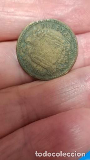 Monedas Franco: MONEDA DE 1 PESETA DE 1953 (CON ERROR) - Foto 2