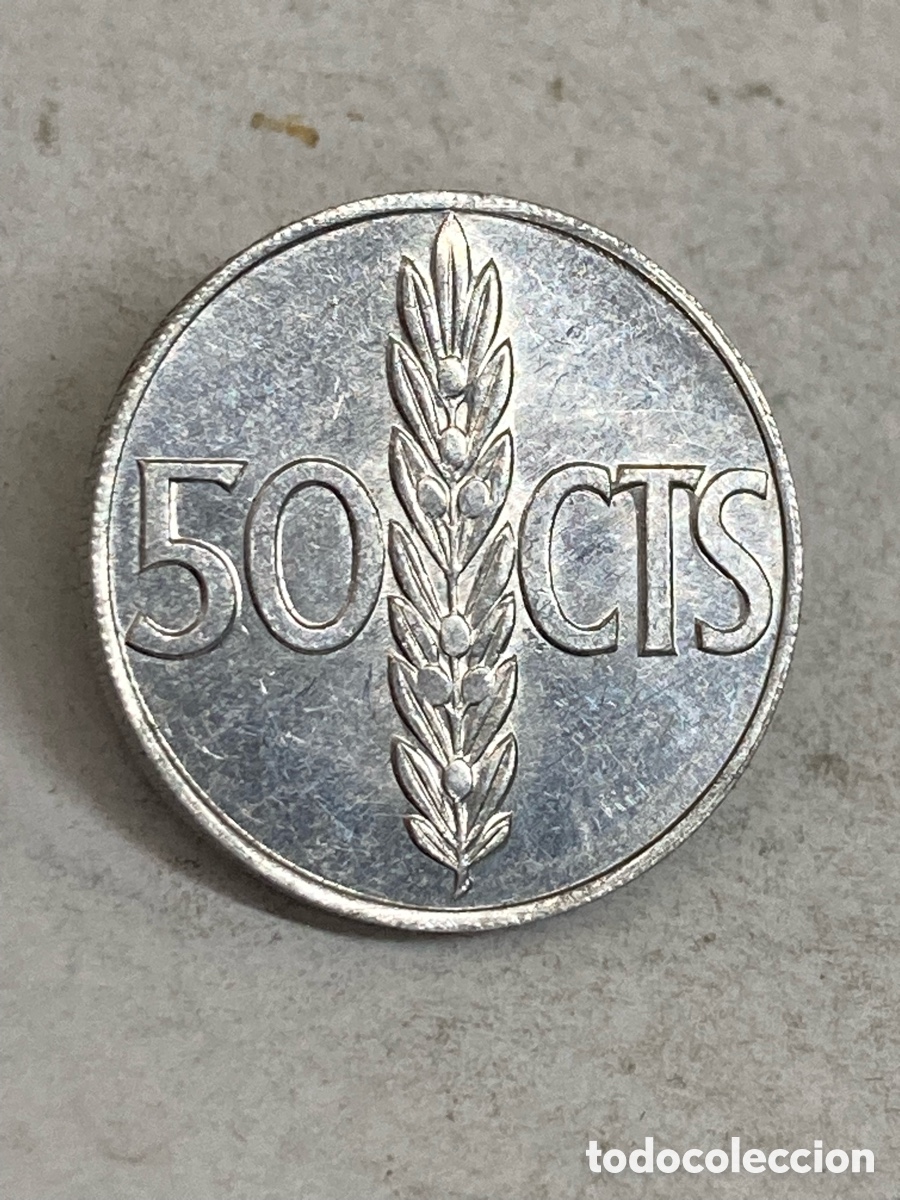 Monedas Franco: Moneda 50 cts 1966 E77 L59 - Foto 2
