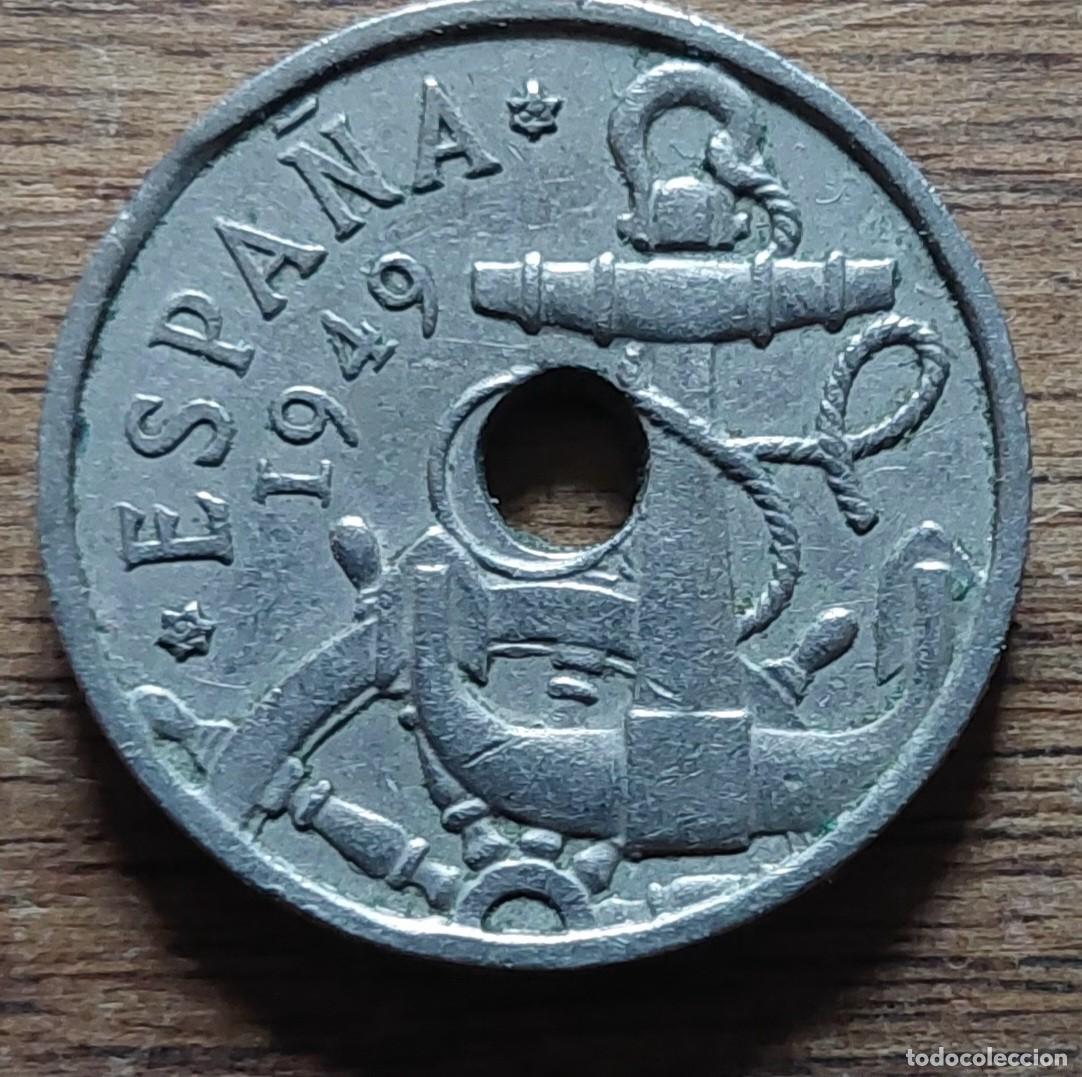 Monedas Franco: 50 centimos 1949 62 error en taladro central - Foto 1